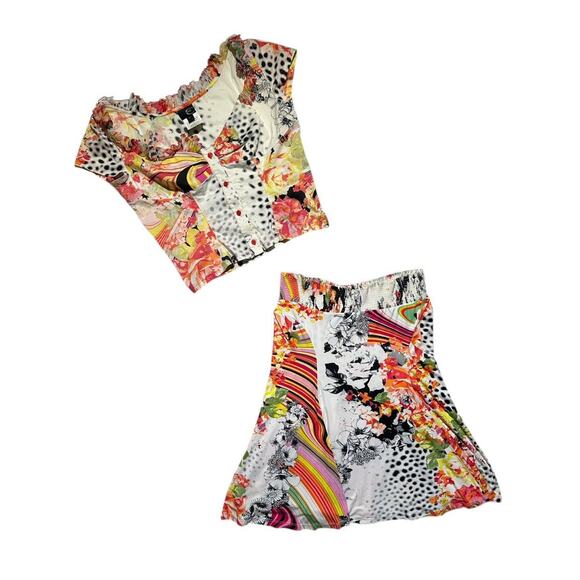 2004 graphic floral set top + skirt - Picture 1 of 5